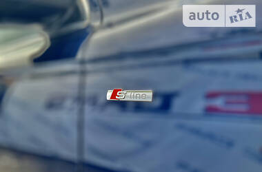 Універсал Audi Q7 2012 в 