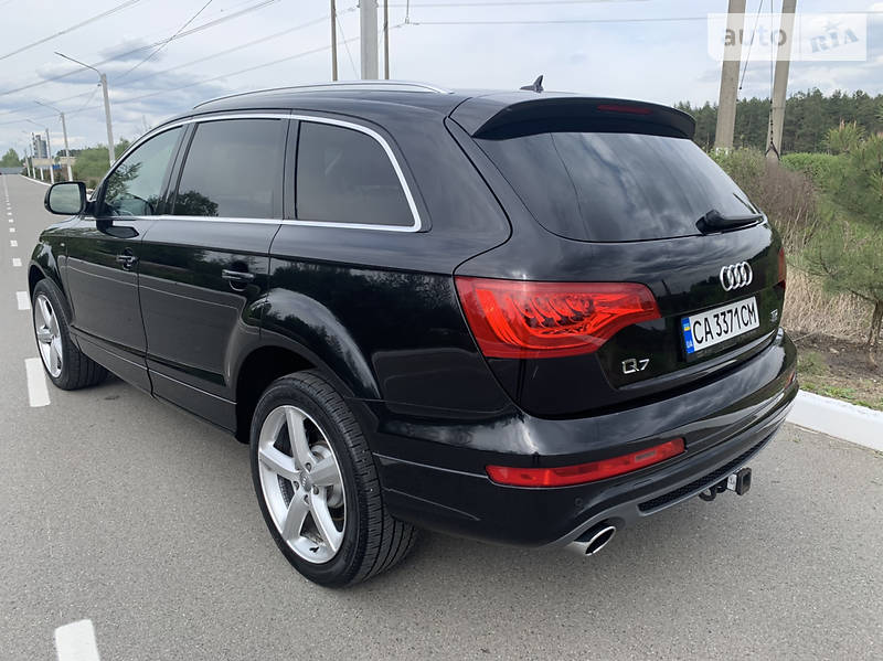 Позашляховик / Кросовер Audi Q7 2009 в Києві