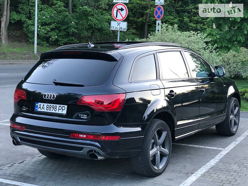 Позашляховик / Кросовер Audi Q7 2014 в Києві