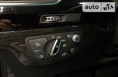 Позашляховик / Кросовер Audi Q7 2017 в 