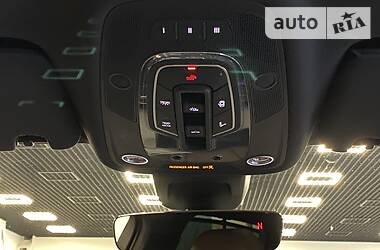 Позашляховик / Кросовер Audi Q7 2017 в 