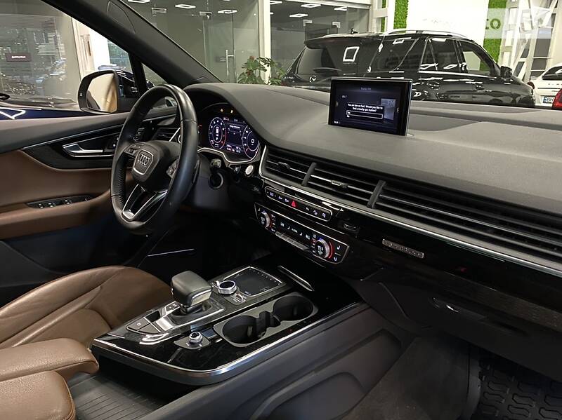 Позашляховик / Кросовер Audi Q7 2017 в Одесі фото 34 Позашляховик / Кросовер Audi Q7 2017 в Одесі