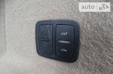 Позашляховик / Кросовер Audi Q7 2012 в 
