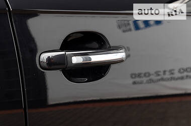 Позашляховик / Кросовер Audi Q7 2013 в 