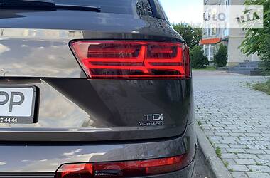 Внедорожник / Кроссовер Audi Q7 2017 в Житомире