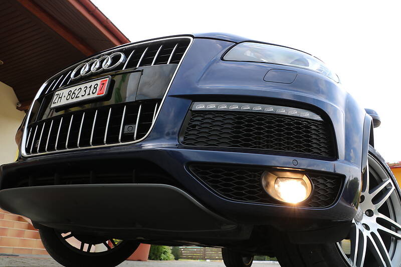 Позашляховик / Кросовер Audi Q7 2011 в Трускавці