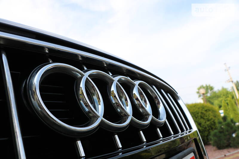 Позашляховик / Кросовер Audi Q7 2011 в Трускавці