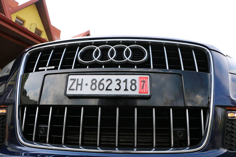 Позашляховик / Кросовер Audi Q7 2011 в Трускавці