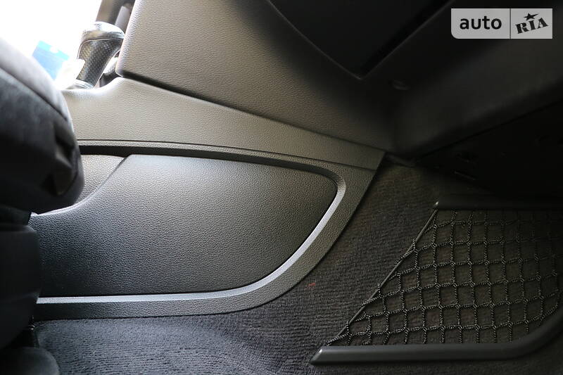 Позашляховик / Кросовер Audi Q7 2011 в Трускавці