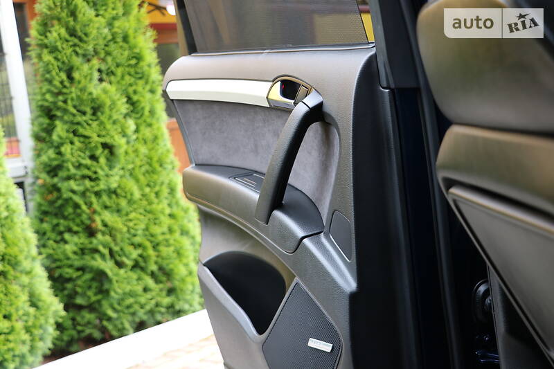 Позашляховик / Кросовер Audi Q7 2011 в Трускавці