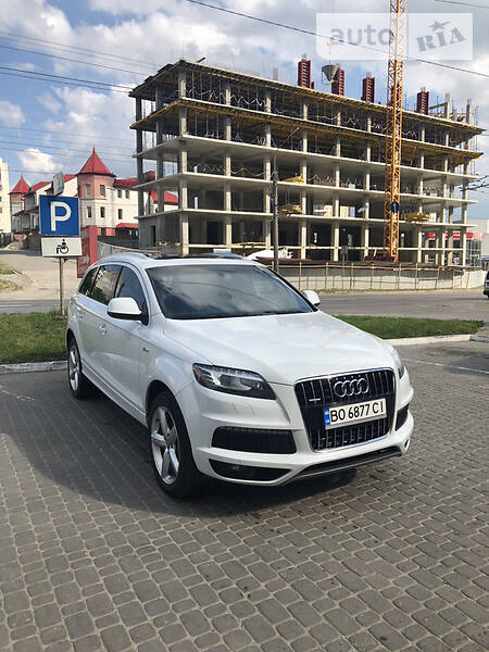 Позашляховик / Кросовер Audi Q7 2013 в Тернополі