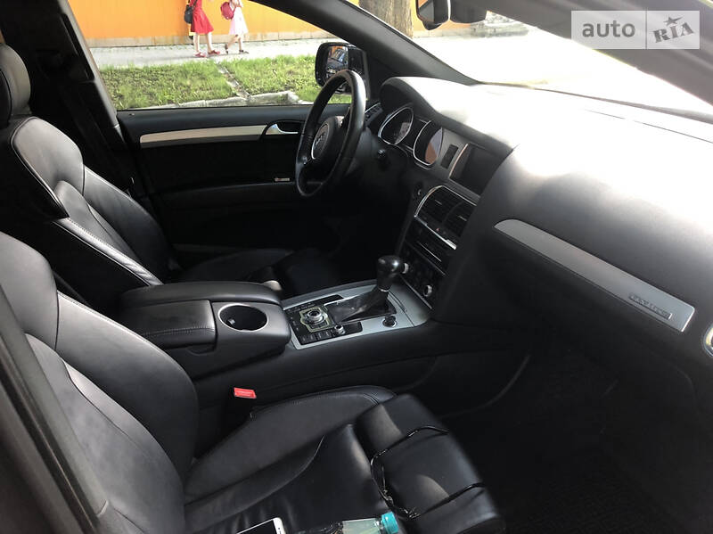Позашляховик / Кросовер Audi Q7 2013 в Тернополі