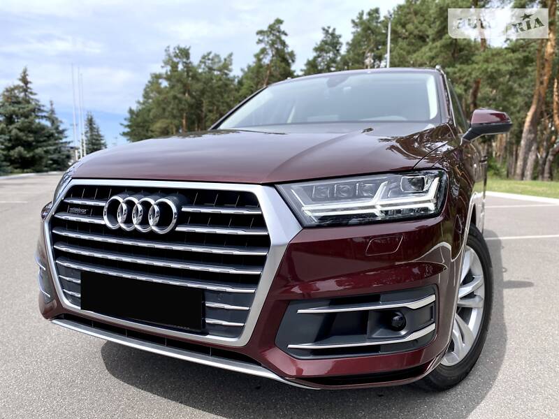 Позашляховик / Кросовер Audi Q7 2017 в Києві