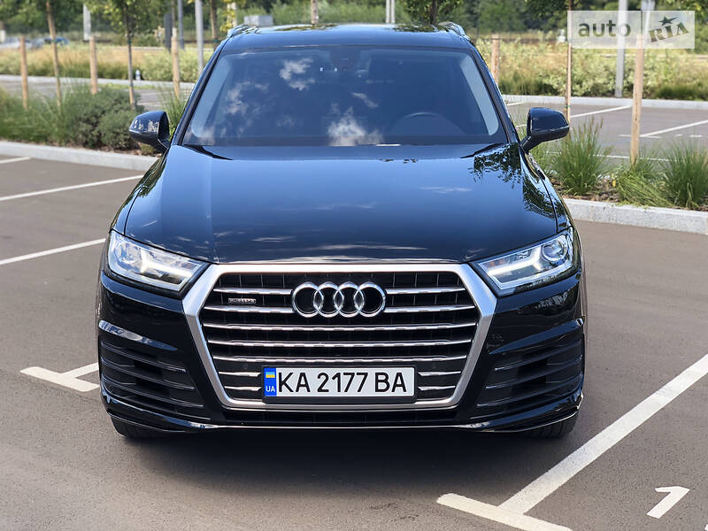 Внедорожник / Кроссовер Audi Q7 2016 в Киеве