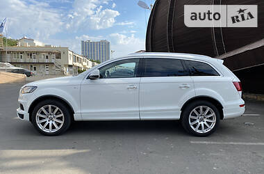 Audi Q7 2014