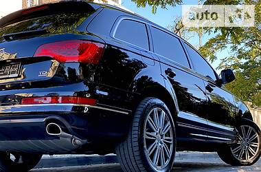 Внедорожник / Кроссовер Audi Q7 2015 в Одессе