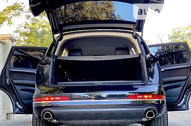 Позашляховик / Кросовер Audi Q7 2015 в 
