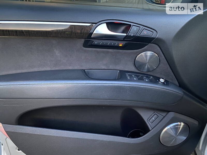 Позашляховик / Кросовер Audi Q7 2010 в Вінниці