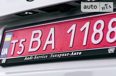 Внедорожник / Кроссовер Audi Q7 2018 в 