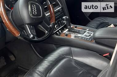 Внедорожник / Кроссовер Audi Q7 2008 в Першотравенске