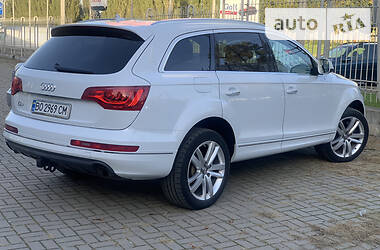 Внедорожник / Кроссовер Audi Q7 2012 в Каменец-Подольском