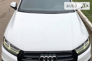 Внедорожник / Кроссовер Audi Q7 2016 в Полтаве