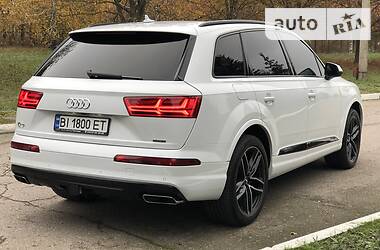 Внедорожник / Кроссовер Audi Q7 2016 в Полтаве