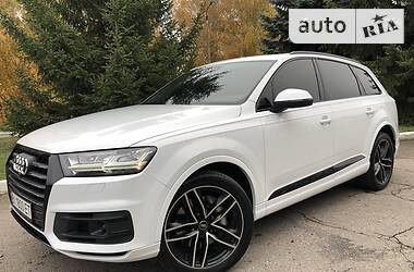 Внедорожник / Кроссовер Audi Q7 2016 в Полтаве