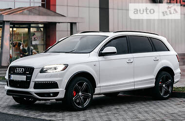 Внедорожник / Кроссовер Audi Q7 2013 в Хусте