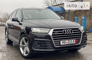 Audi Q7 2016