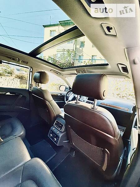 Позашляховик / Кросовер Audi Q7 2015 в Немирові