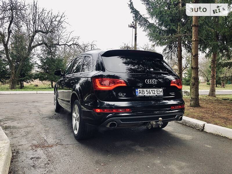 Позашляховик / Кросовер Audi Q7 2015 в Немирові