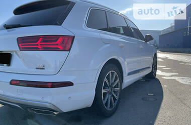 Внедорожник / Кроссовер Audi Q7 2016 в Херсоне