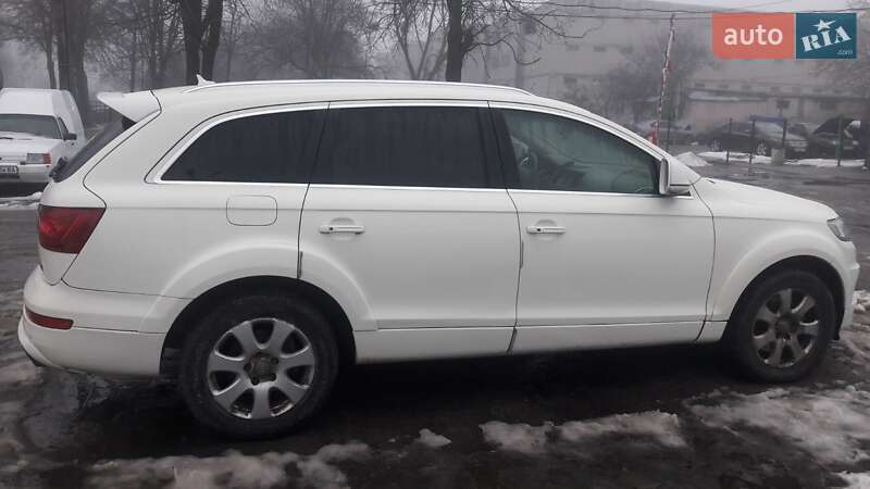 Внедорожник / Кроссовер Audi Q7 2007 в Болехове