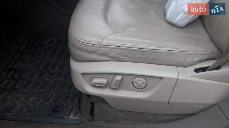 Внедорожник / Кроссовер Audi Q7 2007 в Болехове