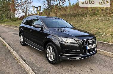 Внедорожник / Кроссовер Audi Q7 2012 в Ровно