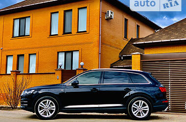 Позашляховик / Кросовер Audi Q7 2018 в Одесі