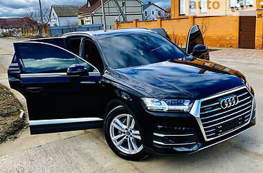 Позашляховик / Кросовер Audi Q7 2018 в Одесі