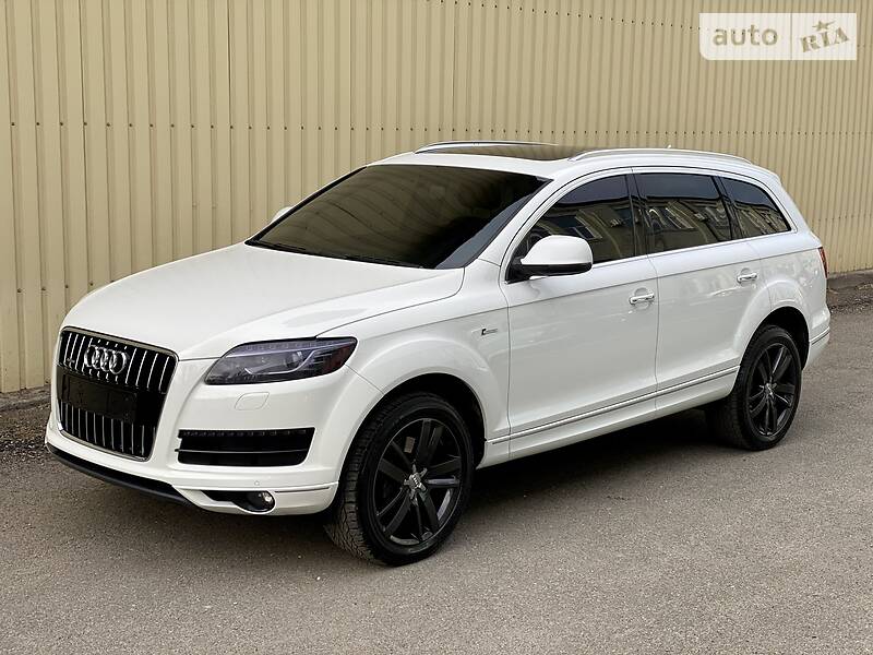 Позашляховик / Кросовер Audi Q7 2013 в Києві