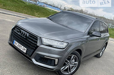 Внедорожник / Кроссовер Audi Q7 2016 в Одессе