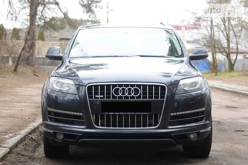 Внедорожник / Кроссовер Audi Q7 2010 в Черкассах