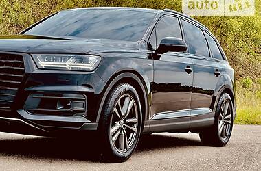 Позашляховик / Кросовер Audi Q7 2018 в Одесі