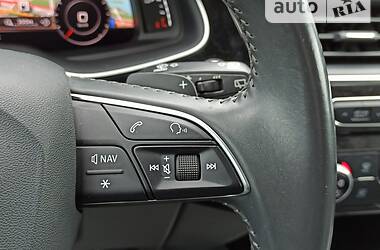 Внедорожник / Кроссовер Audi Q7 2016 в 