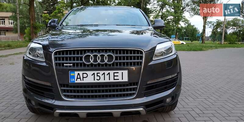 Внедорожник / Кроссовер Audi Q7 2006 в Запорожье