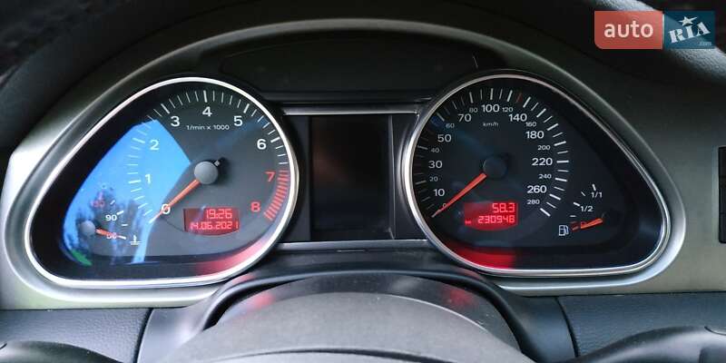 Внедорожник / Кроссовер Audi Q7 2006 в Запорожье