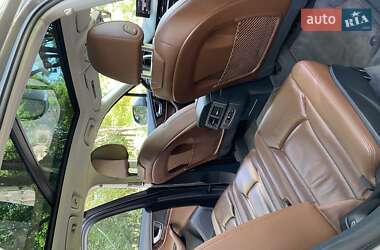 Внедорожник / Кроссовер Audi Q7 2017 в 