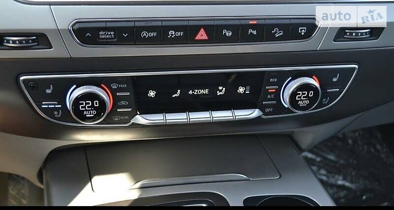 Внедорожник / Кроссовер Audi Q7 2015 в Киеве