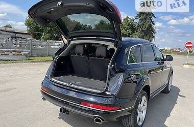 Внедорожник / Кроссовер Audi Q7 2013 в 