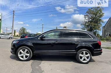 Внедорожник / Кроссовер Audi Q7 2013 в 