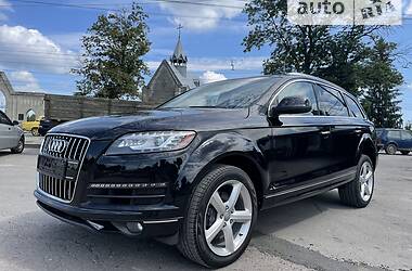 Внедорожник / Кроссовер Audi Q7 2013 в 